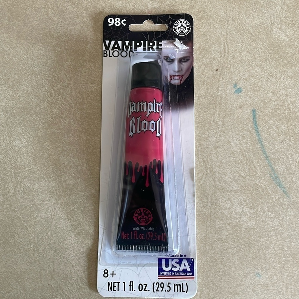 Fake Vampire Red Blood Halloween Make Up NWT